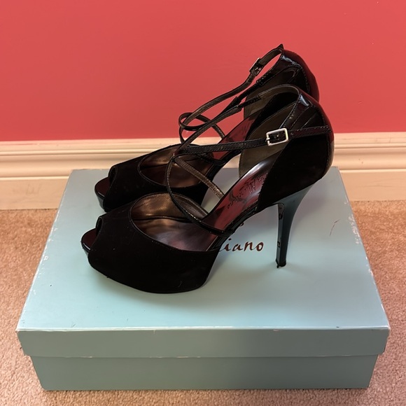 Marciano Black Sandals - Picture 4 of 4